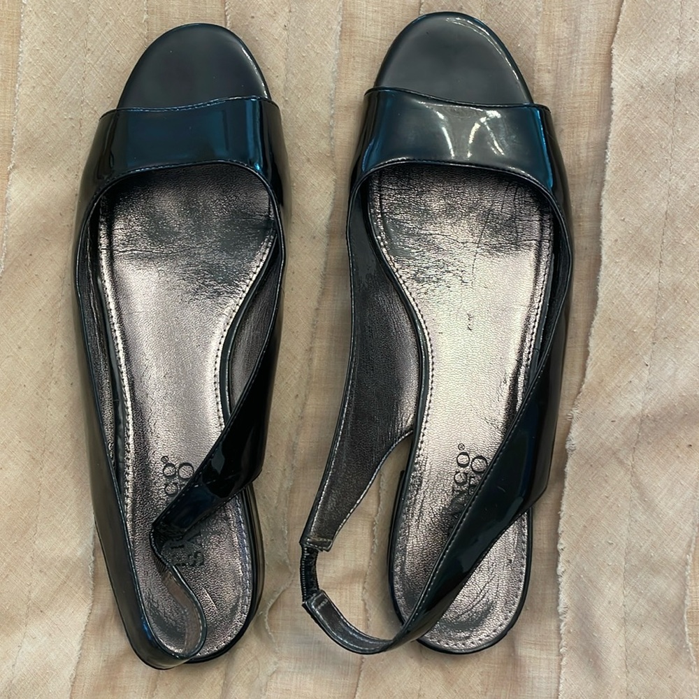 Franco Sarto Black Sandal. Low heel. Sling  back. 9M.